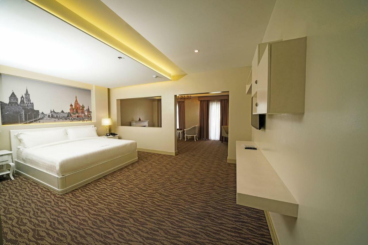 Hotel Carlito Tagaytay Tagaytay City Buitenkant foto