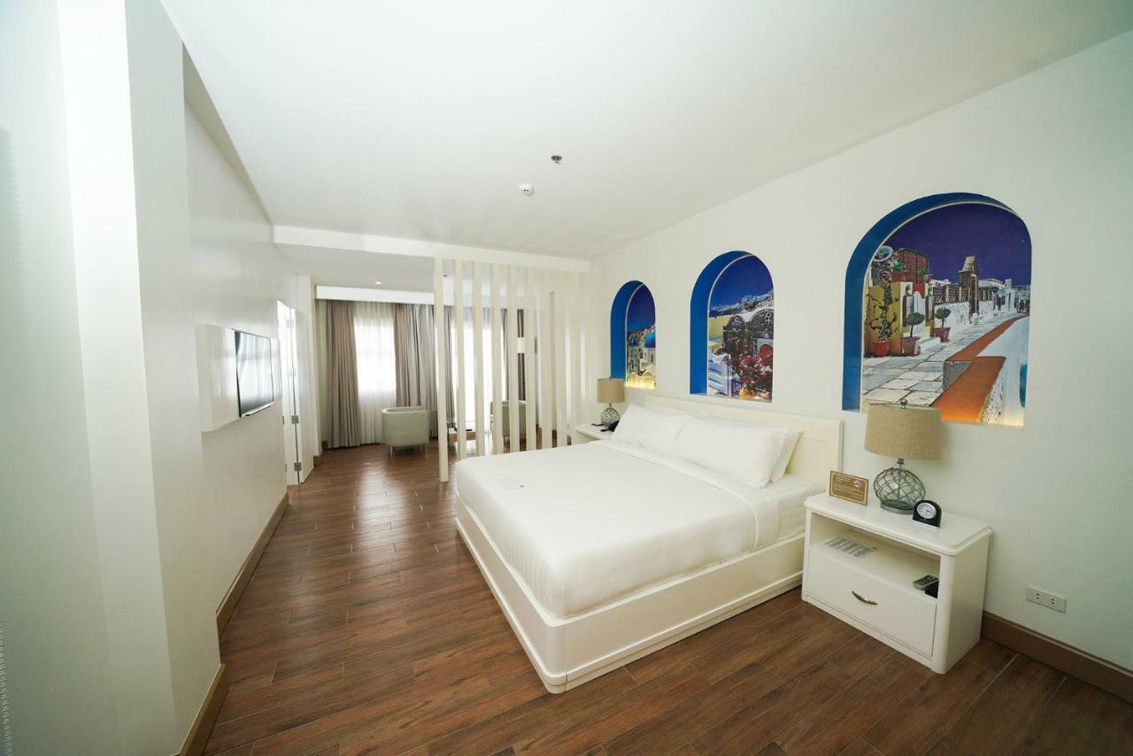 Hotel Carlito Tagaytay Tagaytay City Buitenkant foto