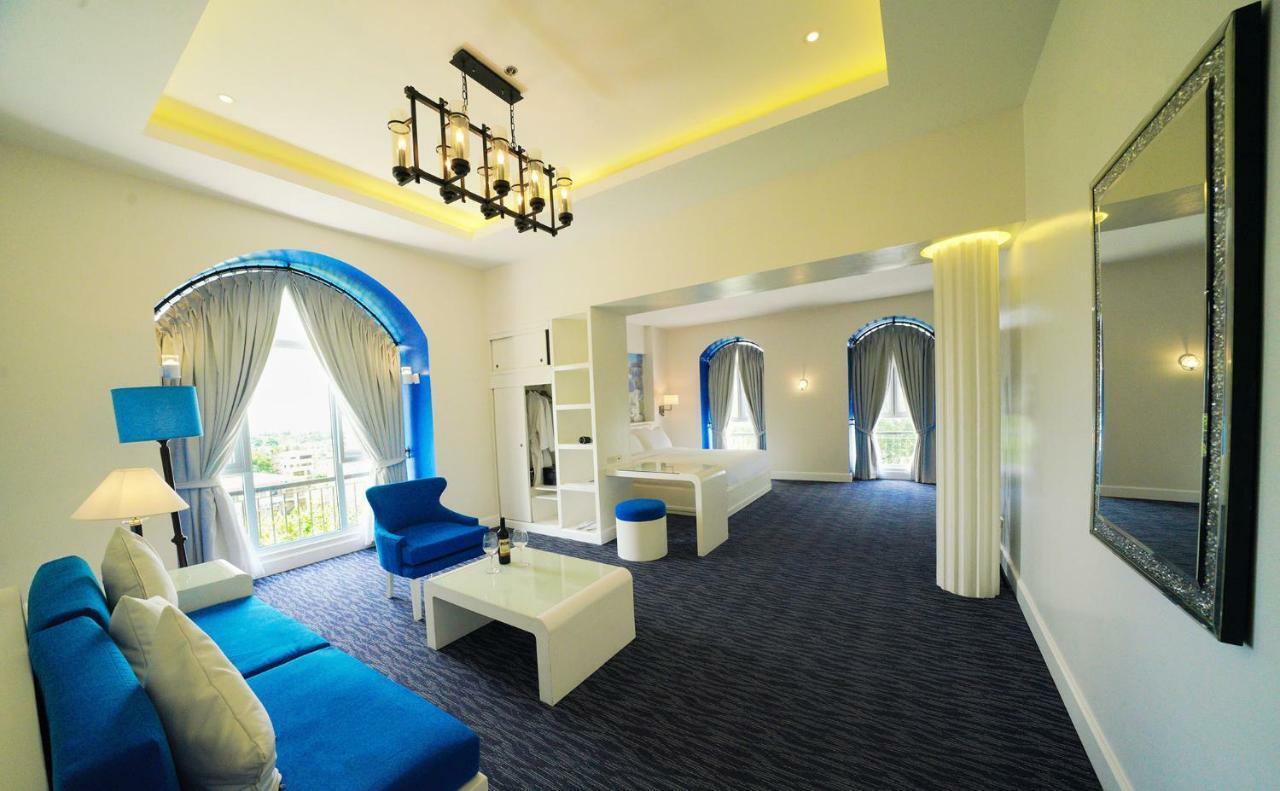 Hotel Carlito Tagaytay Tagaytay City Buitenkant foto