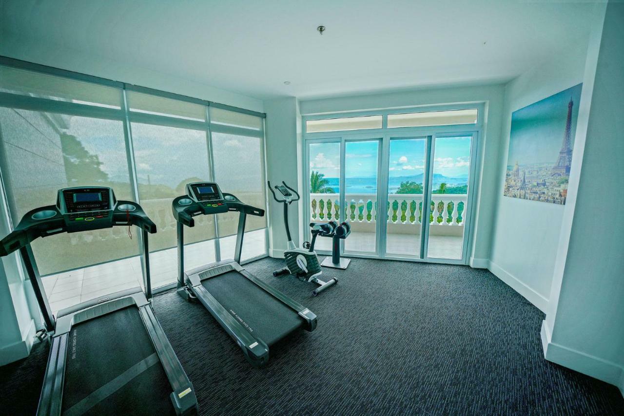 Hotel Carlito Tagaytay Tagaytay City Buitenkant foto