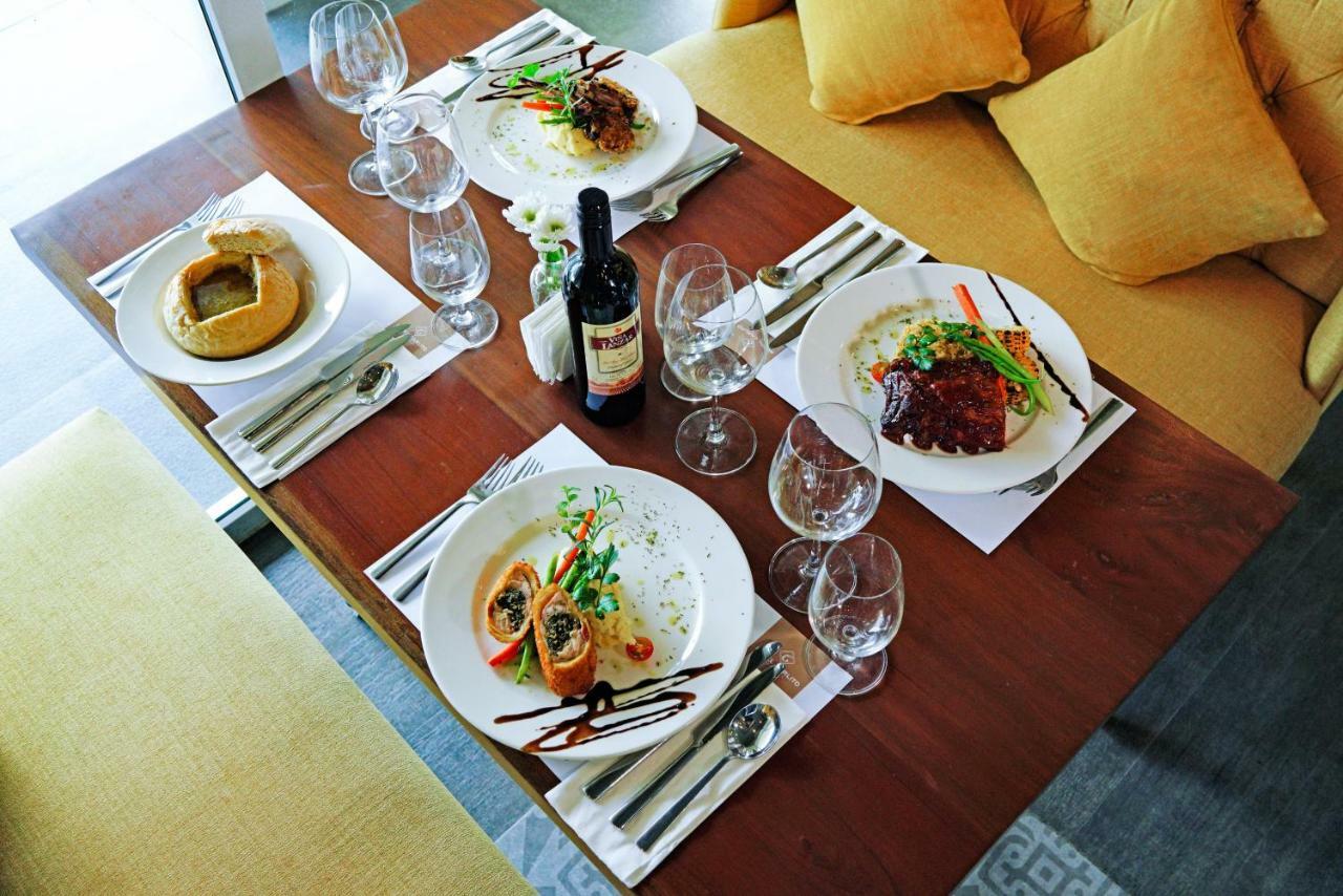 Hotel Carlito Tagaytay Tagaytay City Buitenkant foto